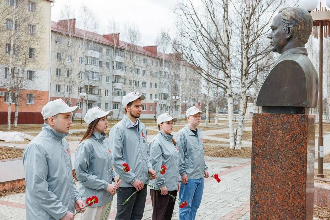 В день памяти вспоминаем легендарного нефтяника, первого почётного гражданина Урая Семёна Никитича Урусова.