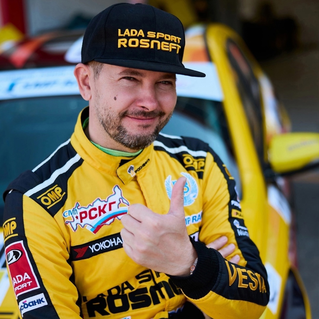 Автопробег ко Дню Победы с пилотами команды LADA Sport ROSNEFT