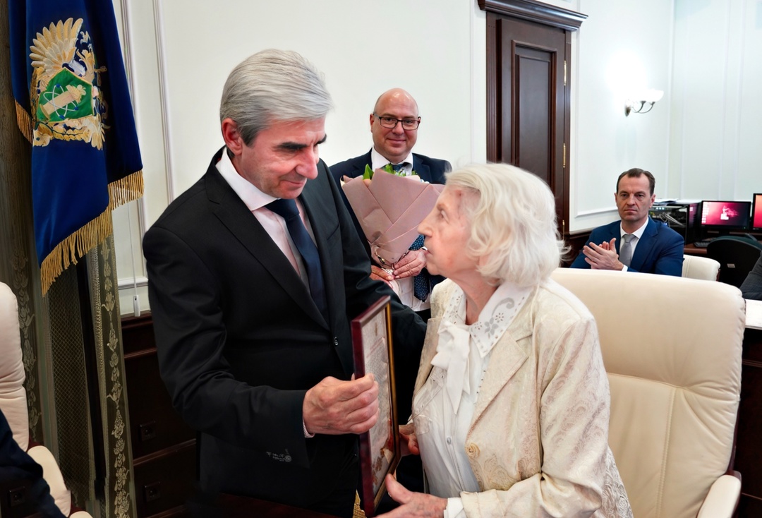 В канун празднования 80-летия Победы в Великой Отечественной войне состоялась встреча коллектива с ветеранами Ростехнадзора