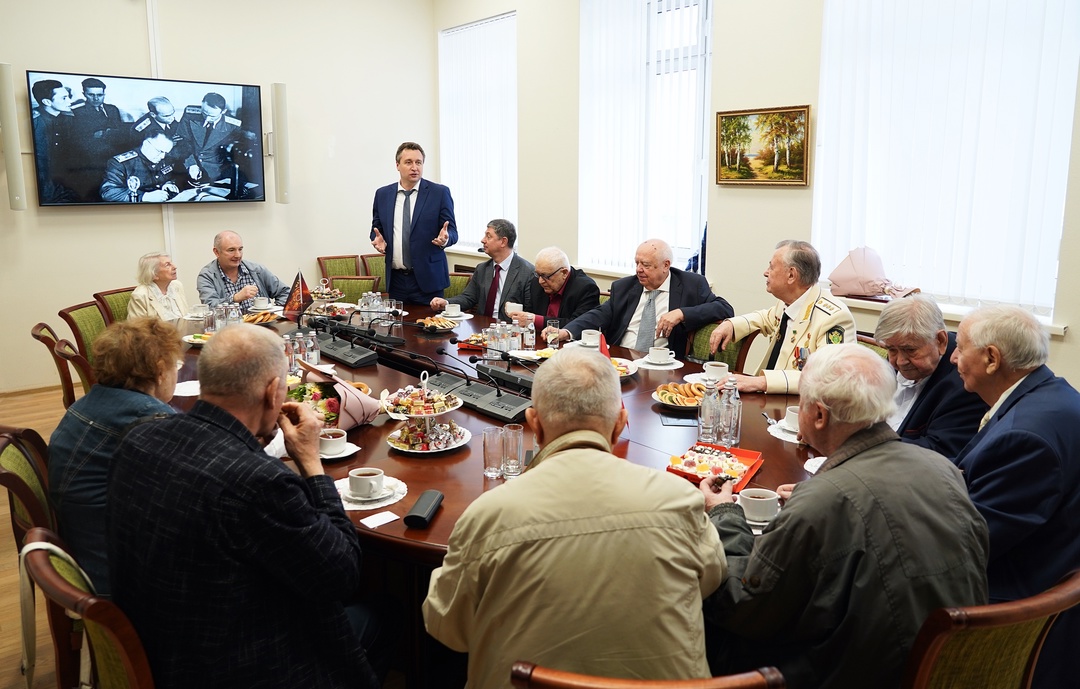 В канун празднования 80-летия Победы в Великой Отечественной войне состоялась встреча коллектива с ветеранами Ростехнадзора