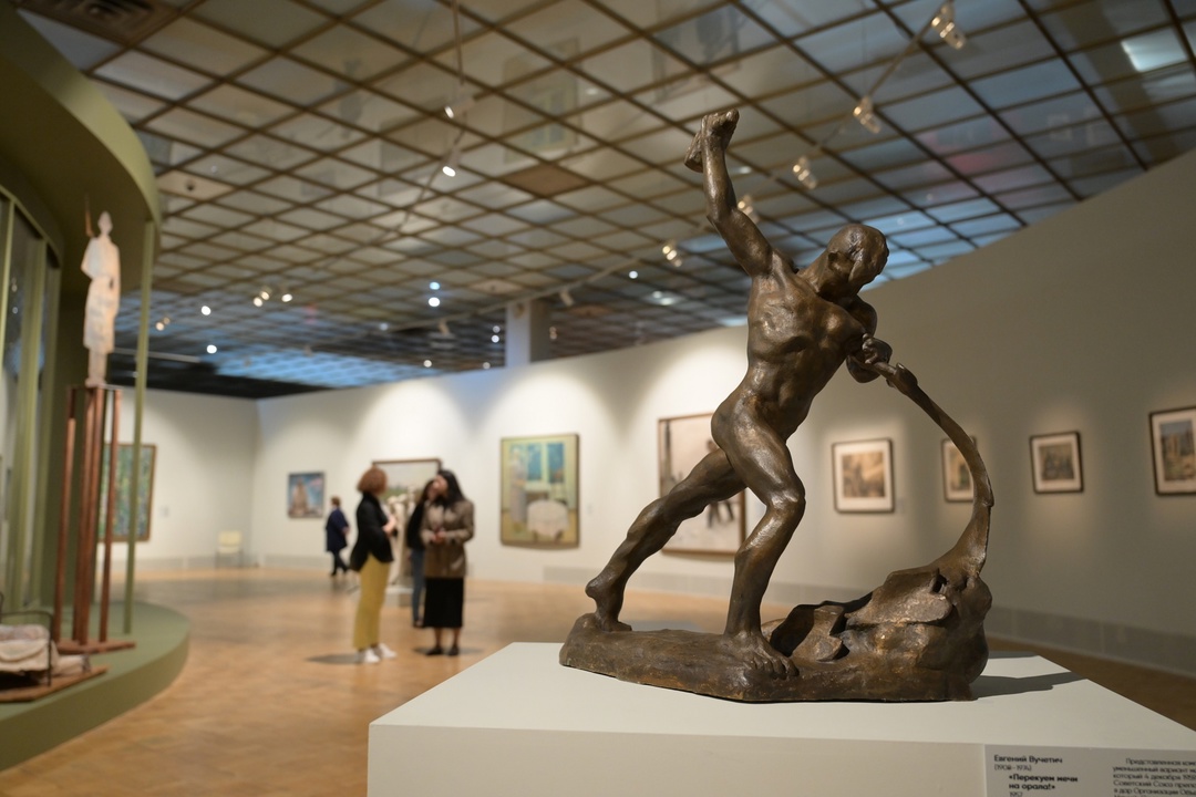 «Транснефть» выступила партнером выставки в Третьяковской галерее, посвященной 80-летию Победы