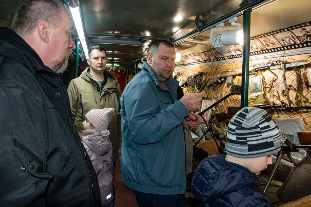 «Автобус Победы» сделал остановку в микрорайоне газопереработчиков в Свободном