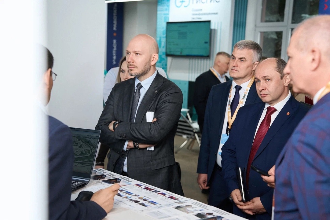 Замминистра строительства и ЖКХ РФ Константин Михайлик посетил Челябинскую область с рабочим визитом