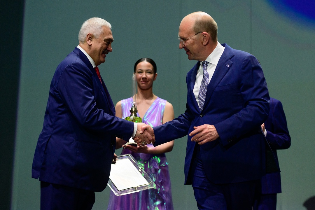 «Транснефть» поздравила Губкинский университет с 95-летием