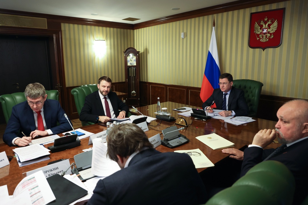 Александр Новак провел заседание подкомиссии по повышению устойчивости финансового сектора и отдельных отраслей экономики