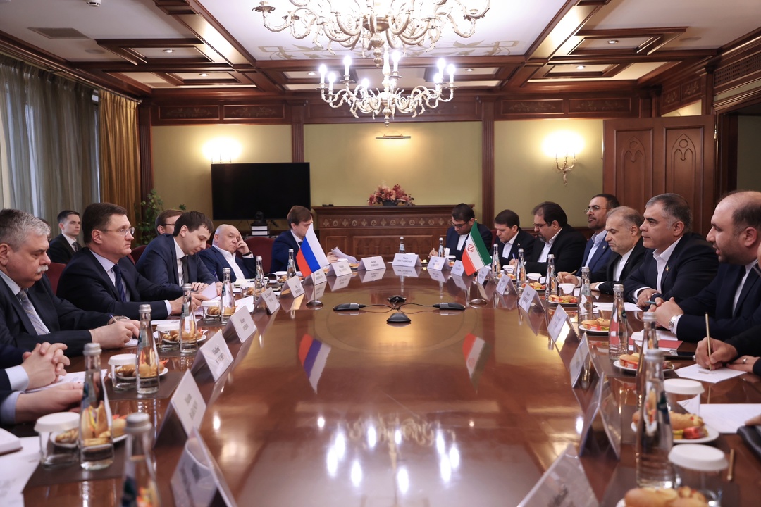 Александр Новак провел рабочую встречу с министром нефти Ирана Мохсеном Пакнежадом