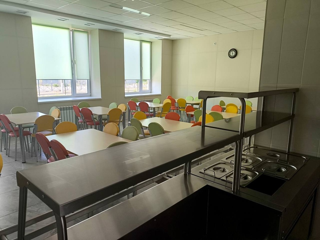 Минстрой России оценил восстановление социальных учреждений Алешкинского округа Херсонской области