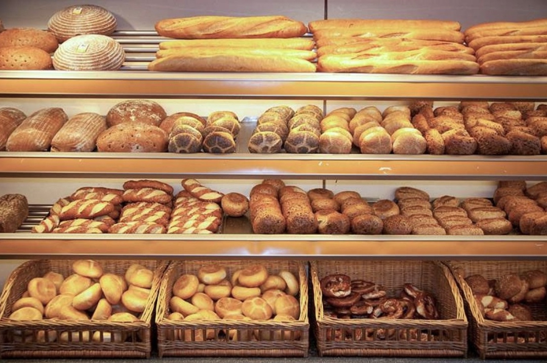 Федеральная антимонопольная служба (ФАС) проведет работу с производителями хлебобулочной продукции и торговыми сетями по снижению цен и наценок на этот вид…