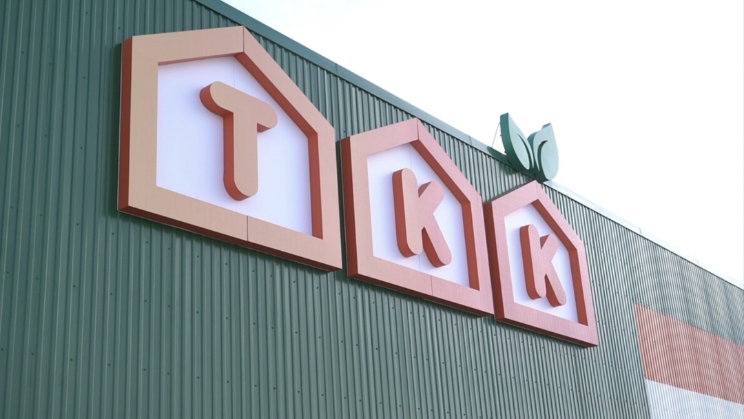 Тепличный комплекс «Камчатский» вышел на полную мощность В розничной продаже появились не только огурцы, но и томаты трех сортов, сообщает информагентство…