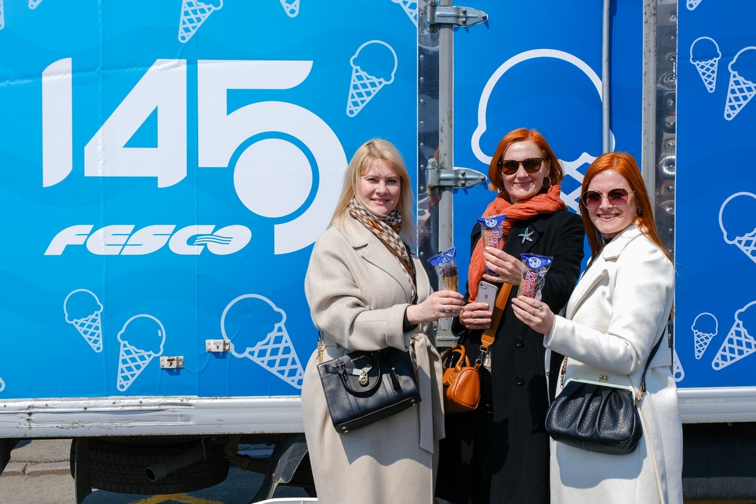 Кто в детстве не мечтал о целом фургоне мороженого? В день 145-летия FESCO мы решили воплотить эту мечту и поделиться с вами!