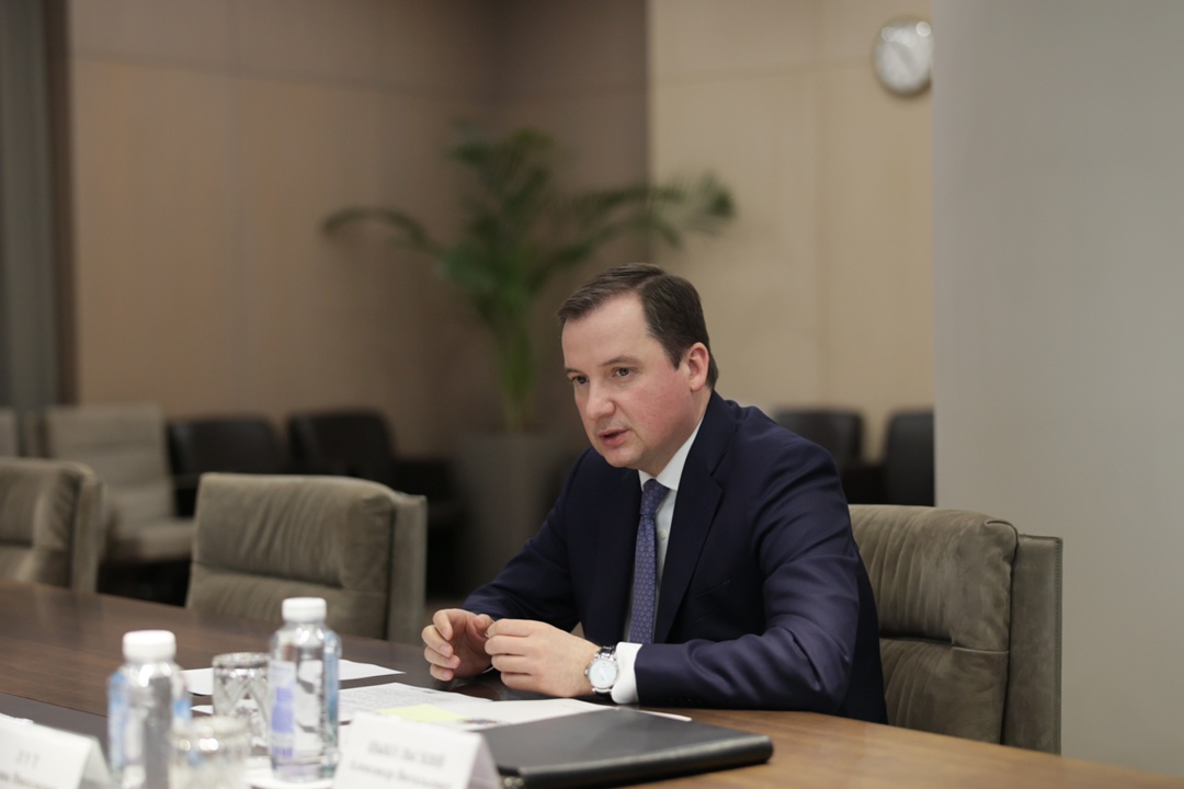 Глава Минсельхоза Оксана Лут обсудила развитие сельских территорий Архангельской области с губернатором Александром Цыбульским.