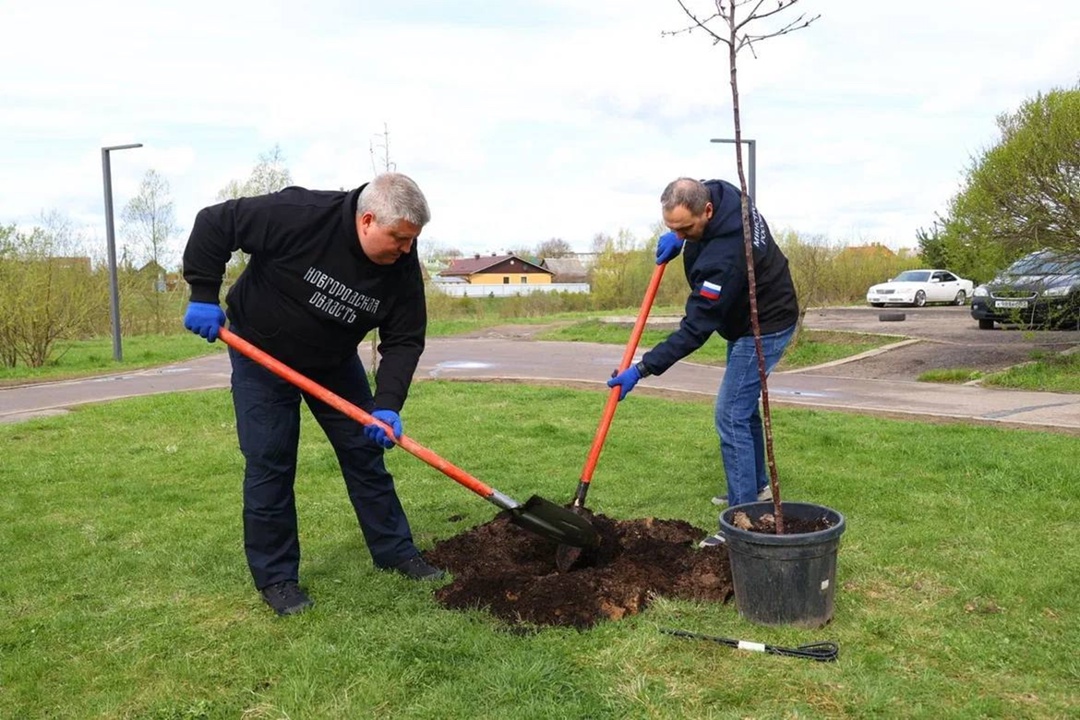 В регионах России состоялся Всероссийский субботник, инициированный Минстроем России