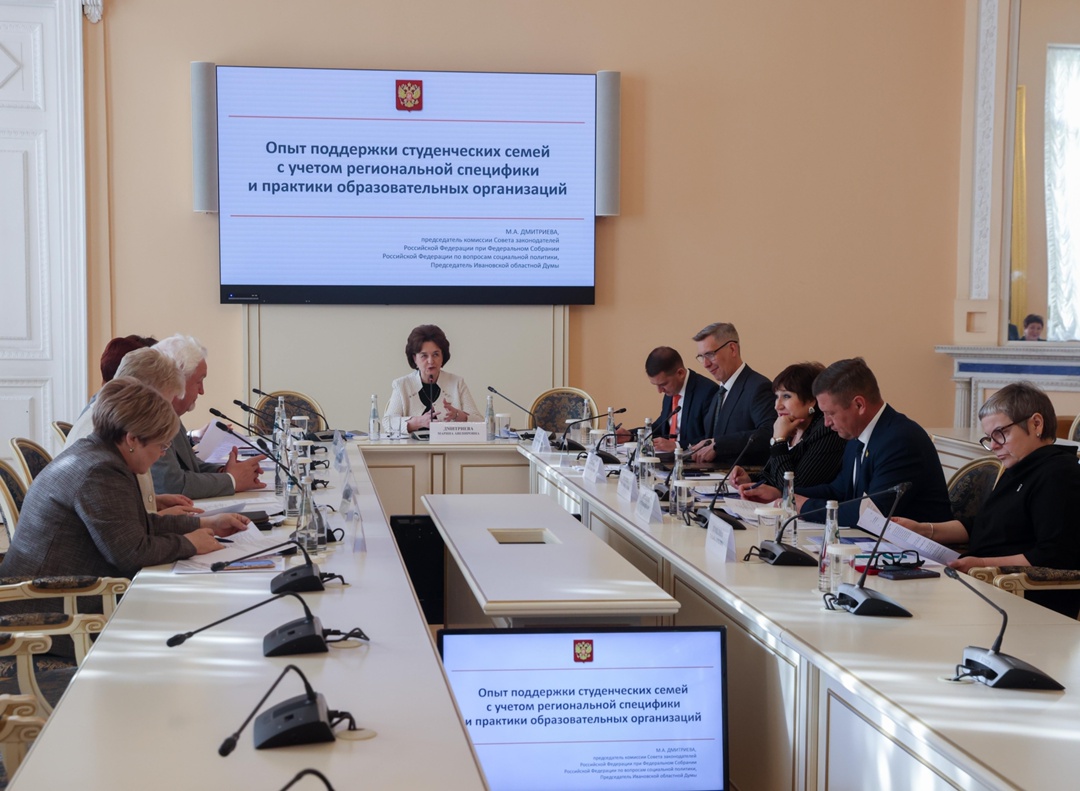 В Таврическом дворце состоялись заседания комиссий Совета законодателей РФ.