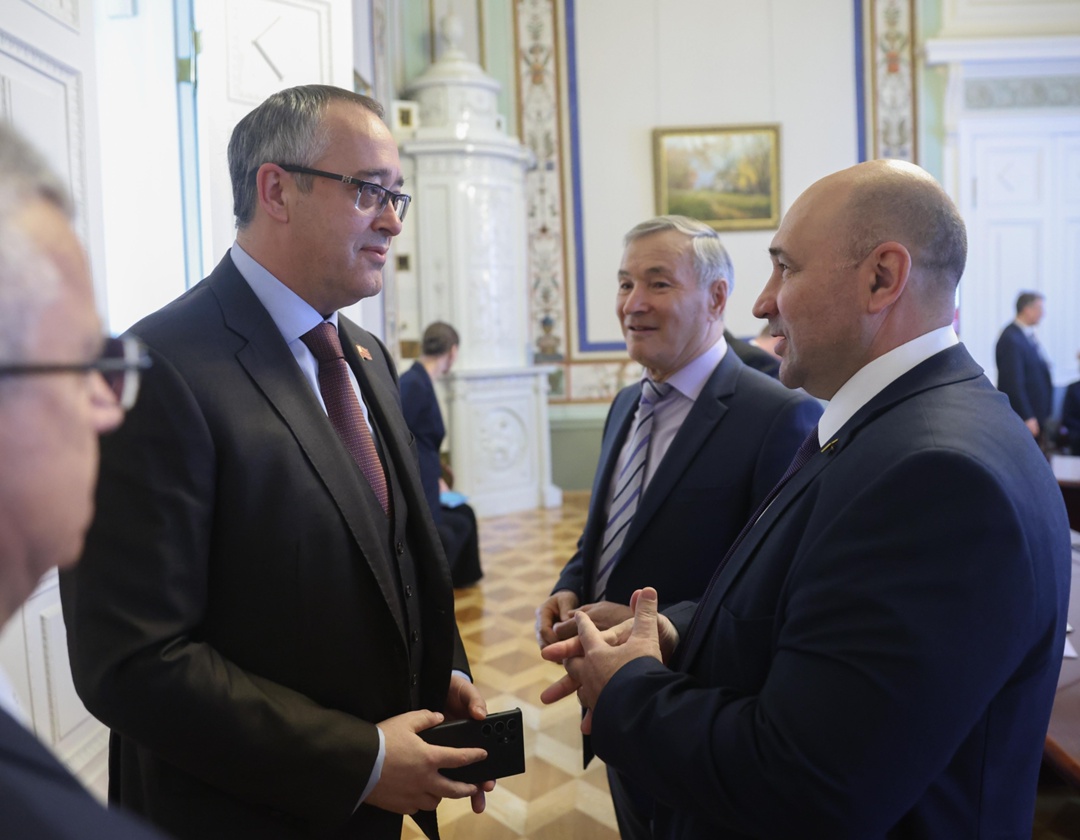 В Таврическом дворце состоялись заседания комиссий Совета законодателей РФ.