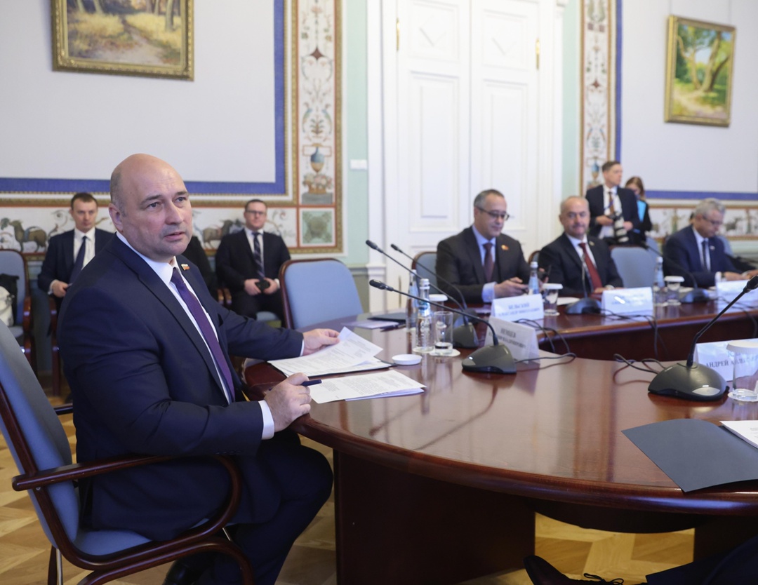 В Таврическом дворце состоялись заседания комиссий Совета законодателей РФ.