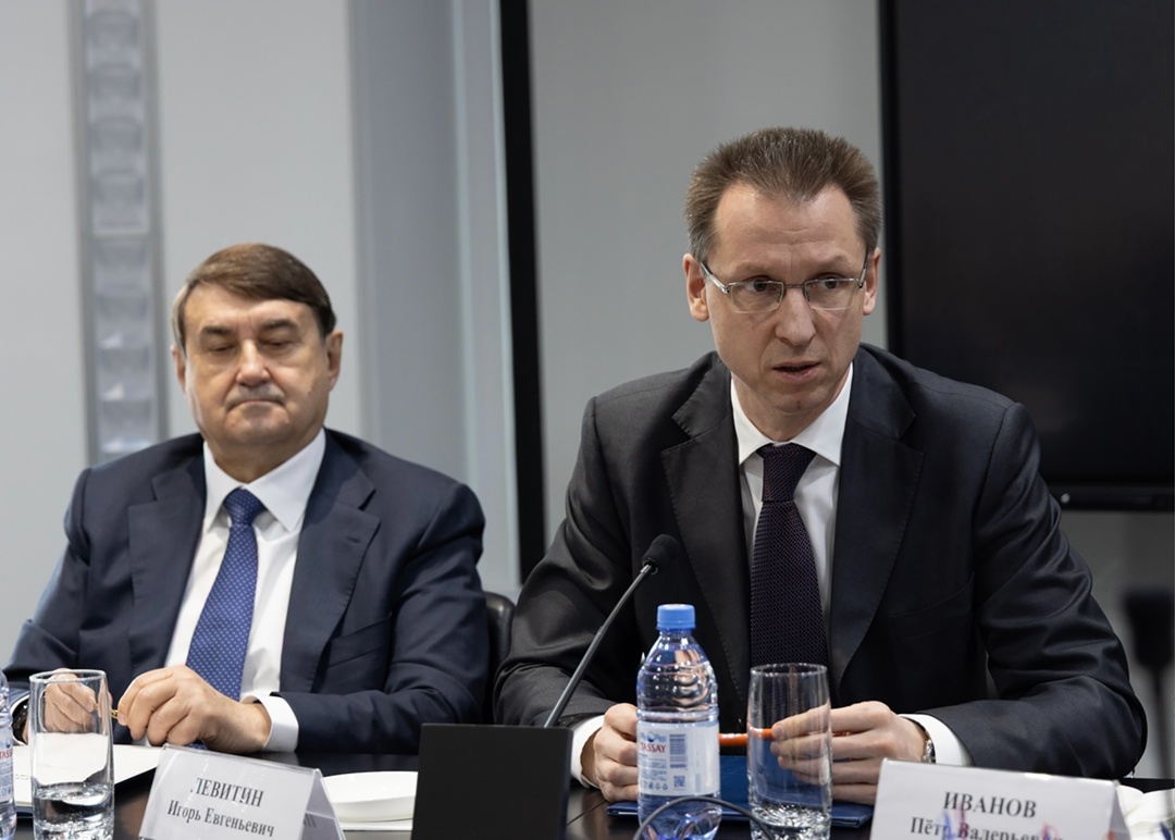 Прямая связь между Владивостоком и Москвой!