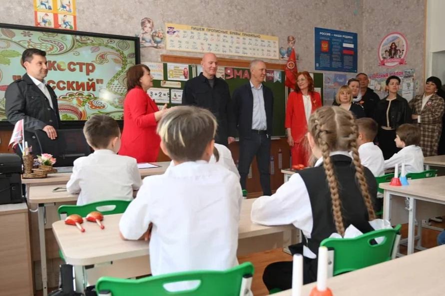 Дмитрий Чернышенко: В Херсонской области при поддержке правительства создается новая образовательная и спортивная инфраструктура