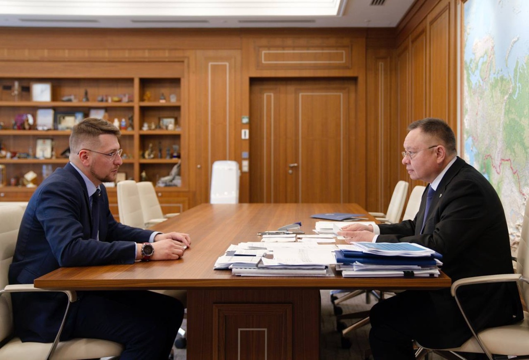 Глава Минстроя России Ирек Файзуллин провел совещание по вопросам развития жилищного строительства в Самарской области