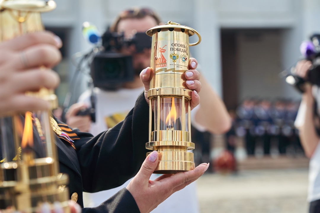 Акция «Огонь Победы» преодолела половину пути по маршрутам Москва–Севастополь и Москва–Мурманск