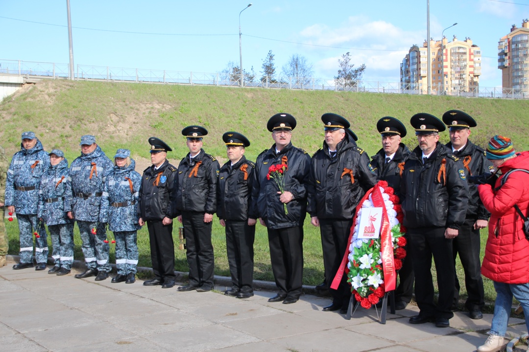 Акция «Огонь Победы» преодолела половину пути по маршрутам Москва–Севастополь и Москва–Мурманск