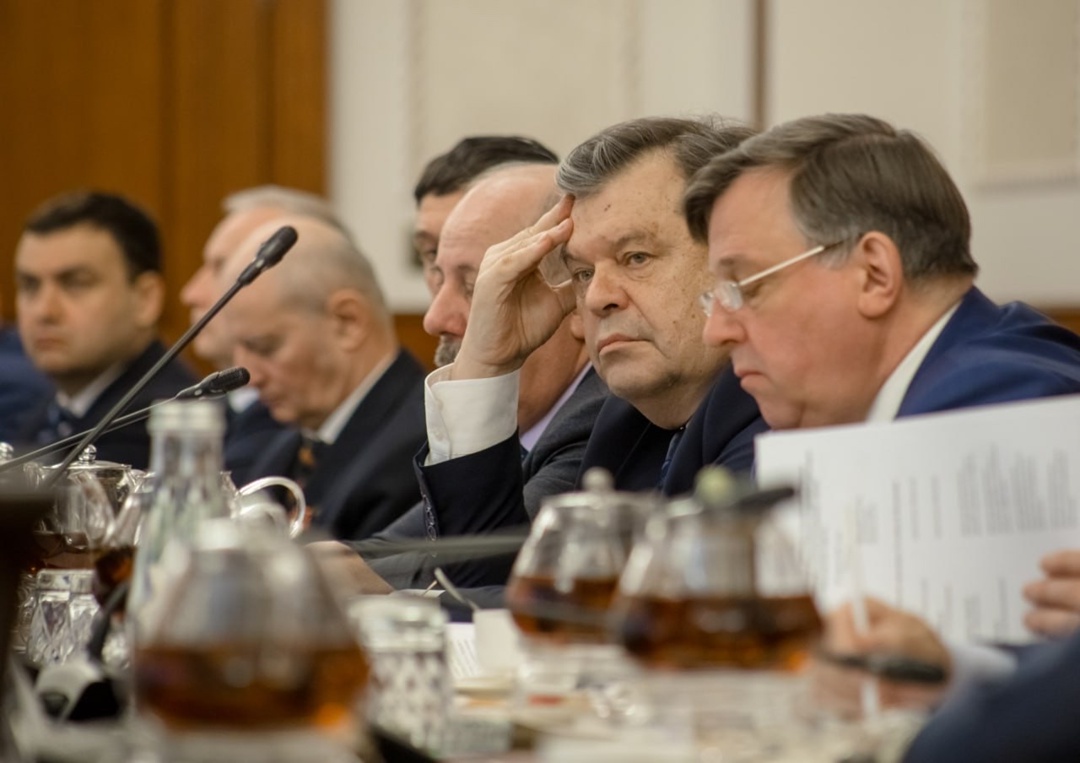 Роман Старовойт встретился с руководителями общероссийских профсоюзов транспорта и представителями работодателей