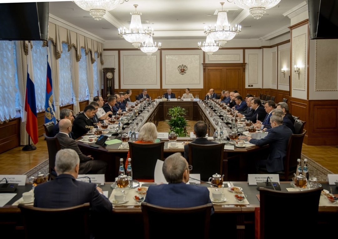 Роман Старовойт встретился с руководителями общероссийских профсоюзов транспорта и представителями работодателей