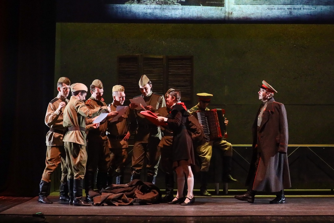 В эти выходные в Междуреченске при поддержке Распадской прошли гастроли Новокузнецкого драматического театра.