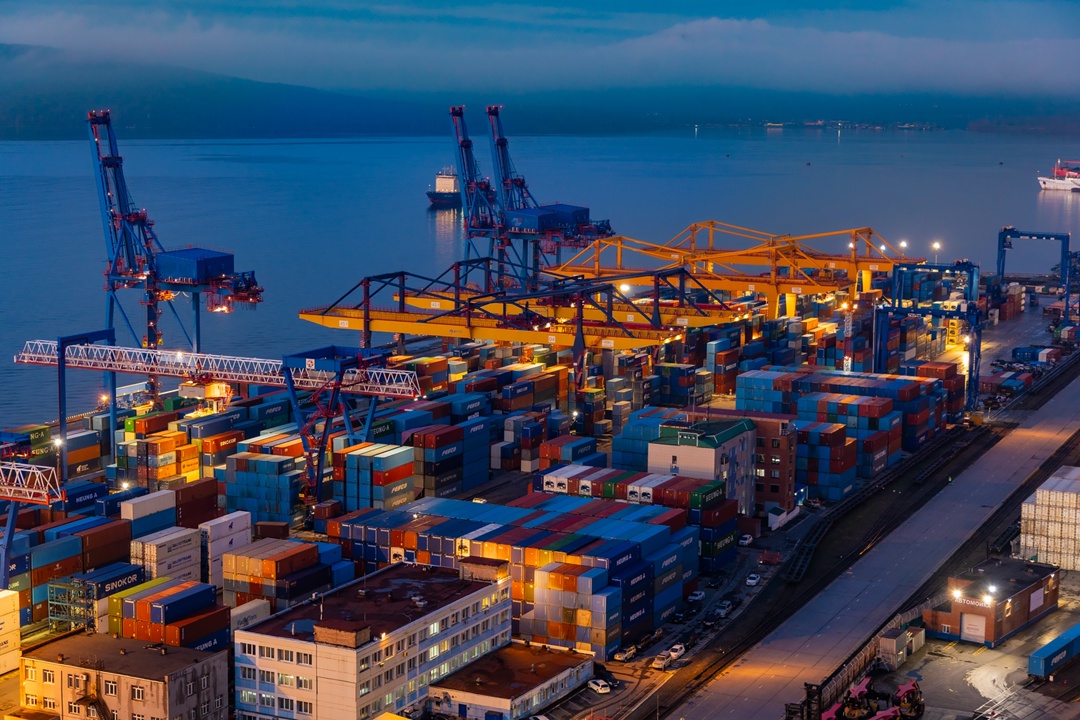 Бодрим вас красивым рассветом из Владивостока!