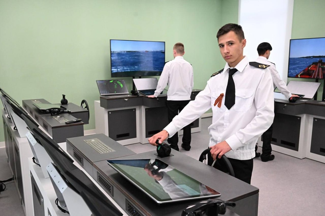 Дмитрий Чернышенко посетил с рабочей поездкой Донецкую Народную Республику