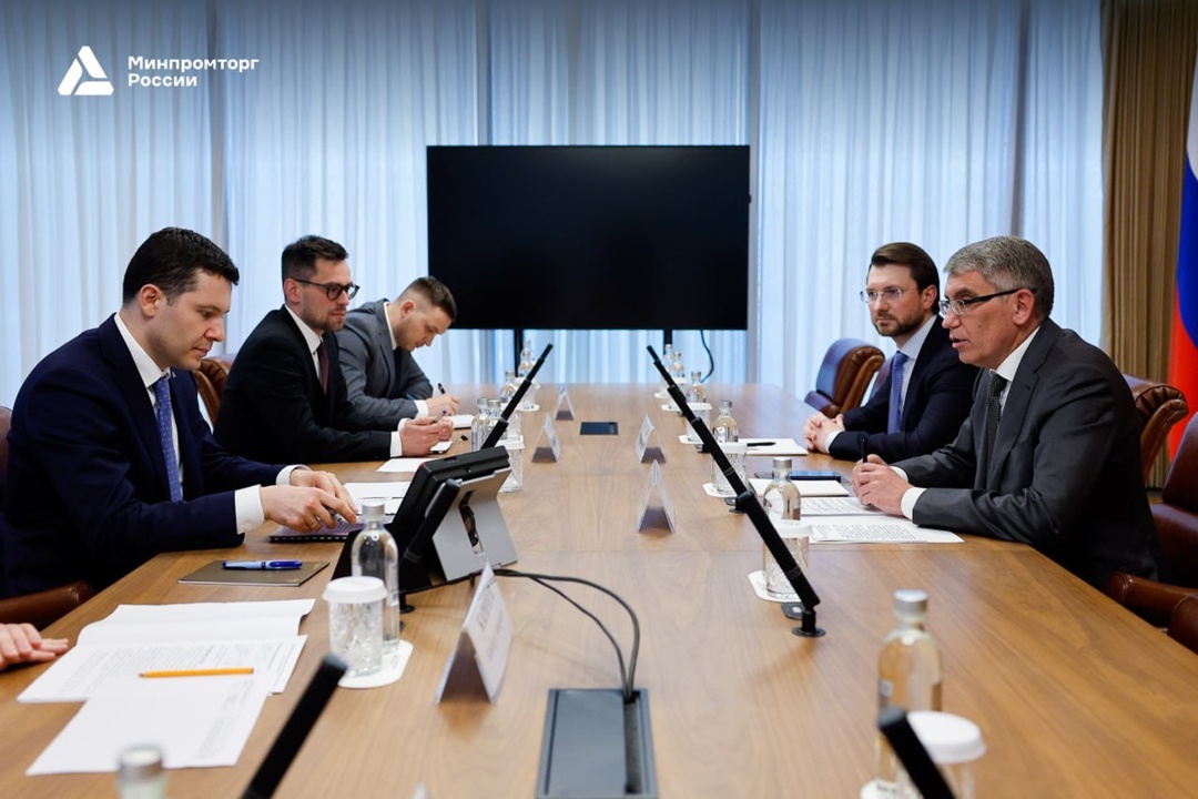 Глава Минпромторга России Антон Алиханов и губернатор Тульской области Дмитрий Миляев обсудили развитие промышленности в регионе