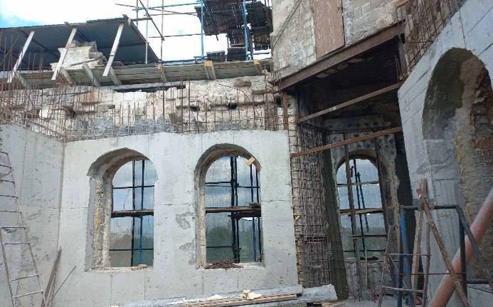 Реконструкция женской Романовской гимназии в Республике Крым завершена на 60%