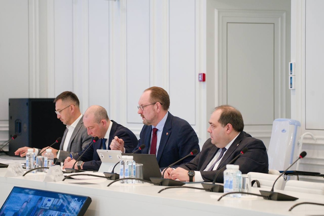 В Минстрое России под Председательством Министра строительства и ЖКХ РФ Ирека Файзуллина обсудили вопросы реализации очистных сооружений регионов