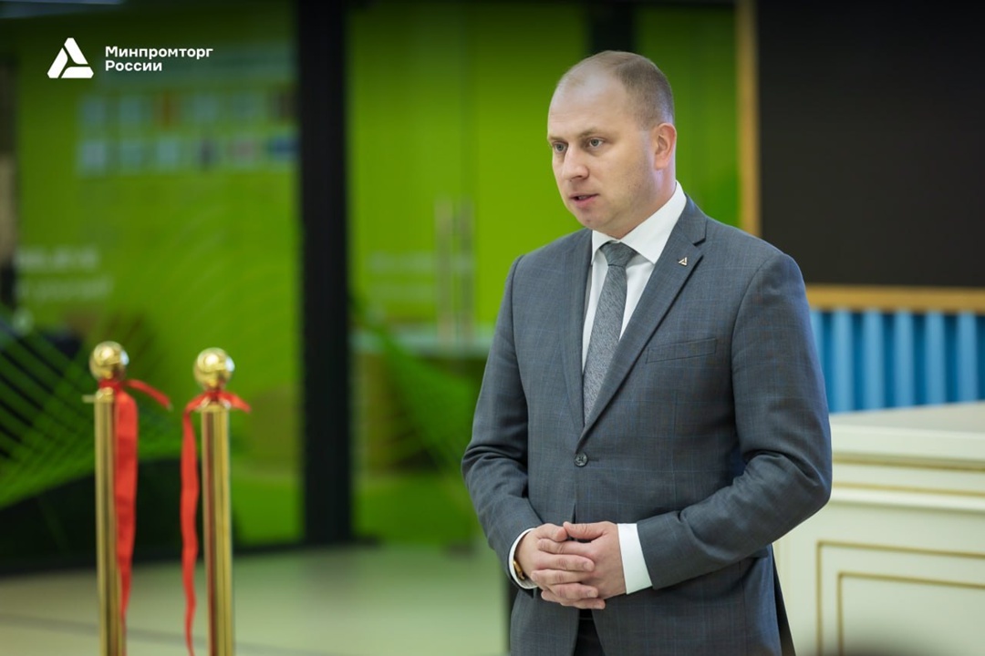 В Ташкенте открылось представительство (шоурум) с товарами из Ленинградской области