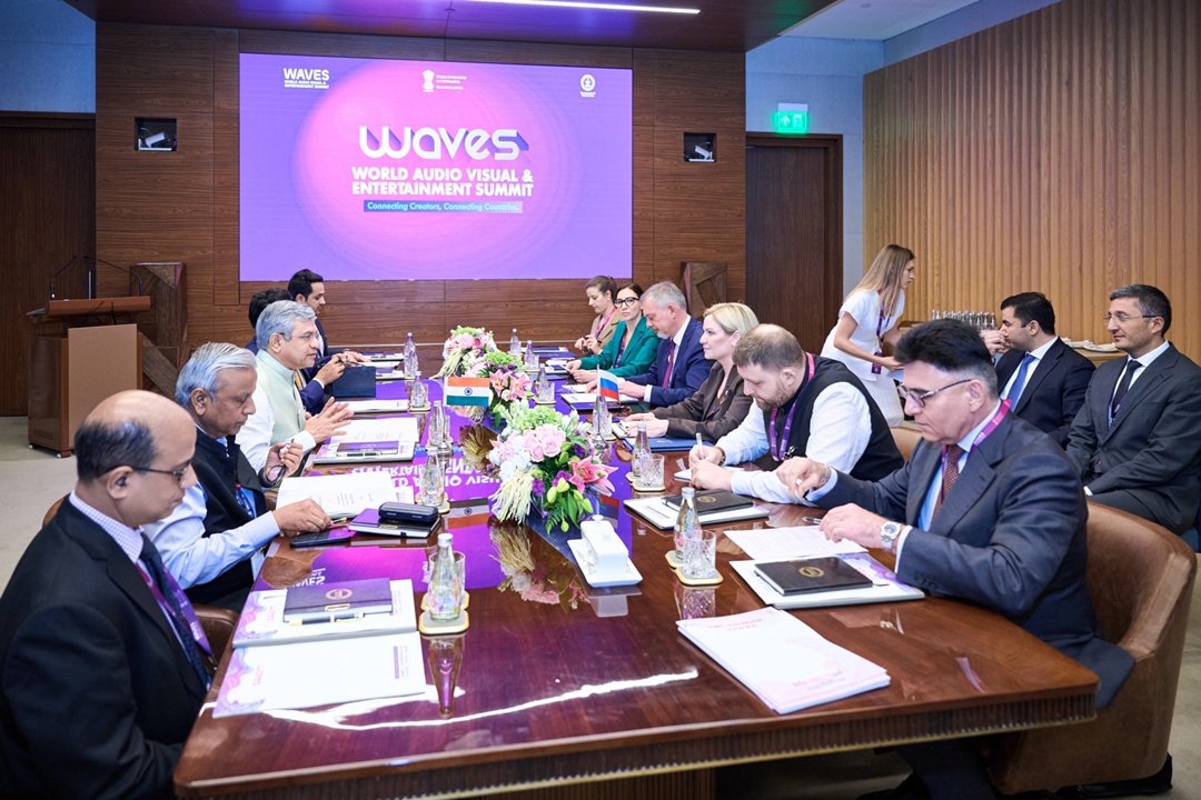 Ольга Любимова провела встречу с министром информации и телерадиовещания Индии Ашвини Вайшнавом