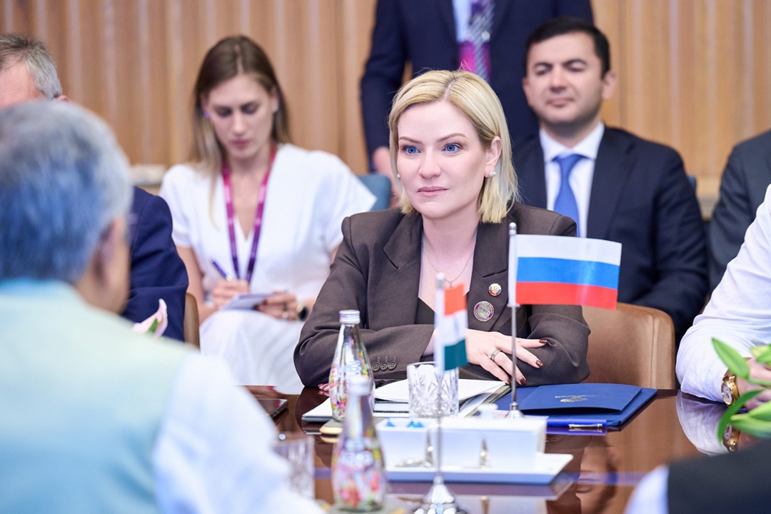 Ольга Любимова провела встречу с министром информации и телерадиовещания Индии Ашвини Вайшнавом