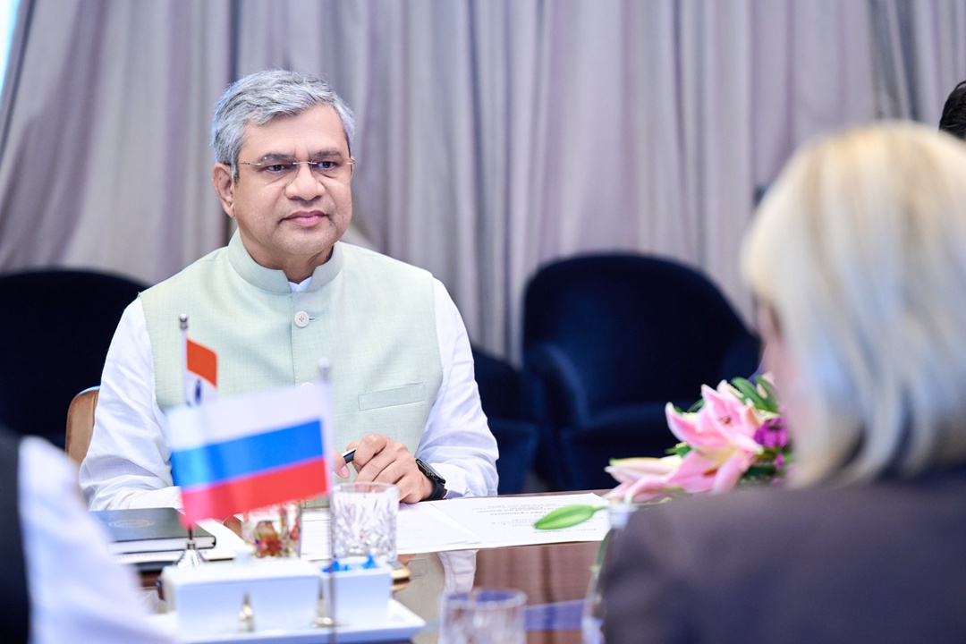 Ольга Любимова провела встречу с министром информации и телерадиовещания Индии Ашвини Вайшнавом