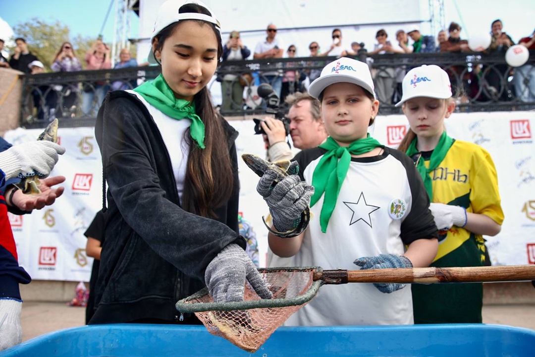 Клёв не в рыбе, а в атмосфере При поддержке ЛУКОЙЛа в Астрахани прошёл ежегодный рыбацкий фестиваль «Вобла 2025».