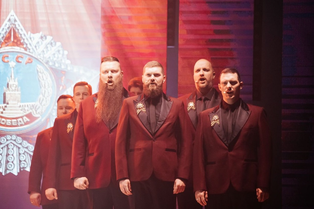 Голоса Победы на Воробьёвых горах 4 мая на смотровой площадке Воробьёвых гор Хор Сретенского монастыря при поддержке «Роснефти» исполнит легендарные песни…