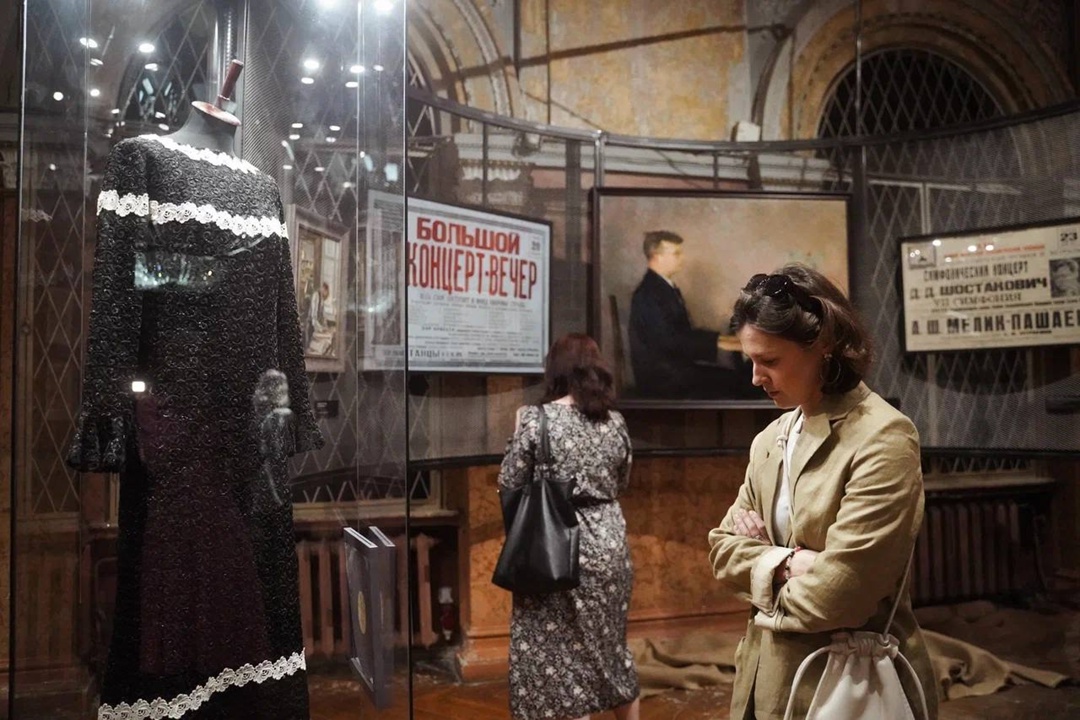 Судьба — одна на всех Выставка к 80-летию Победы в Великой Отечественной войне открылась в Самарском областном художественном музее.