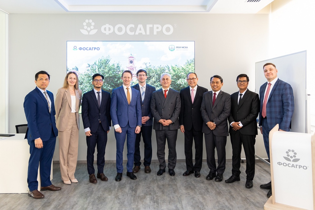 Посол Индонезии посетил образовательный центр ФосАгро в Тимирязевской академии