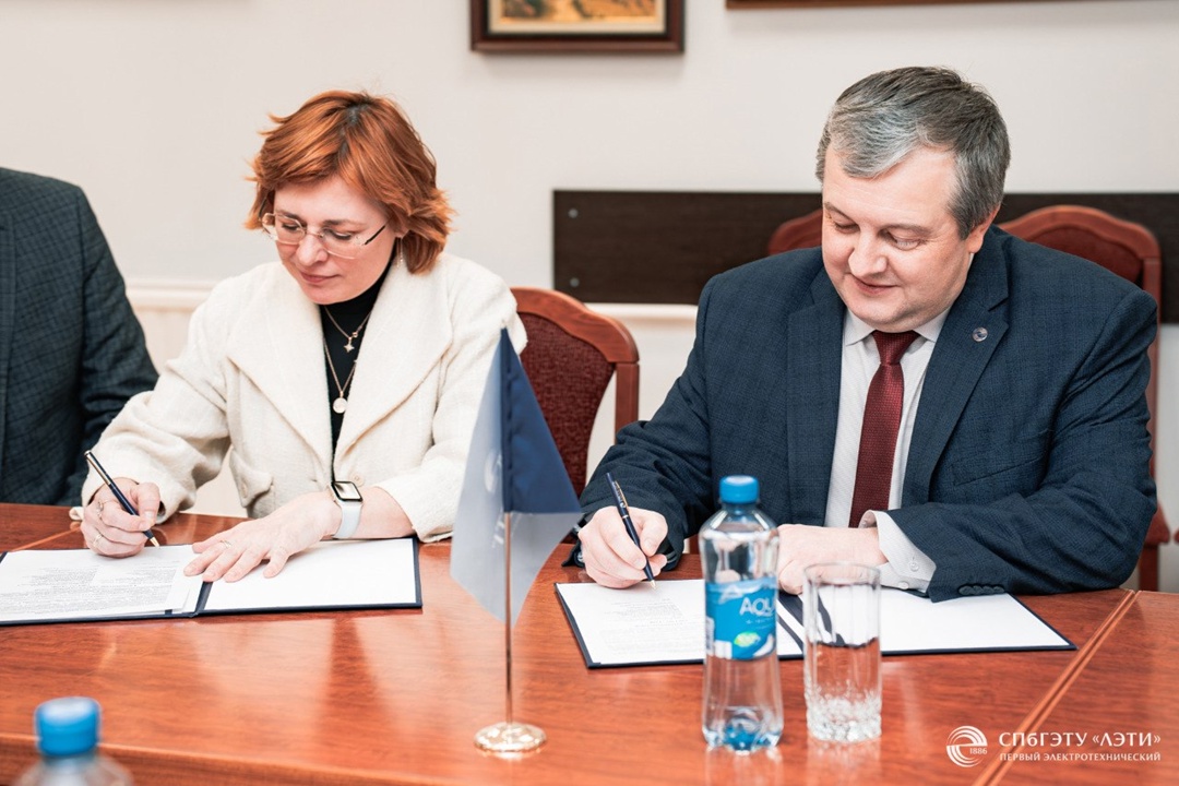 А вы помните свои ощущения во время выпуска из университета? Новый этап, новые возможности… эх, ностальгия.