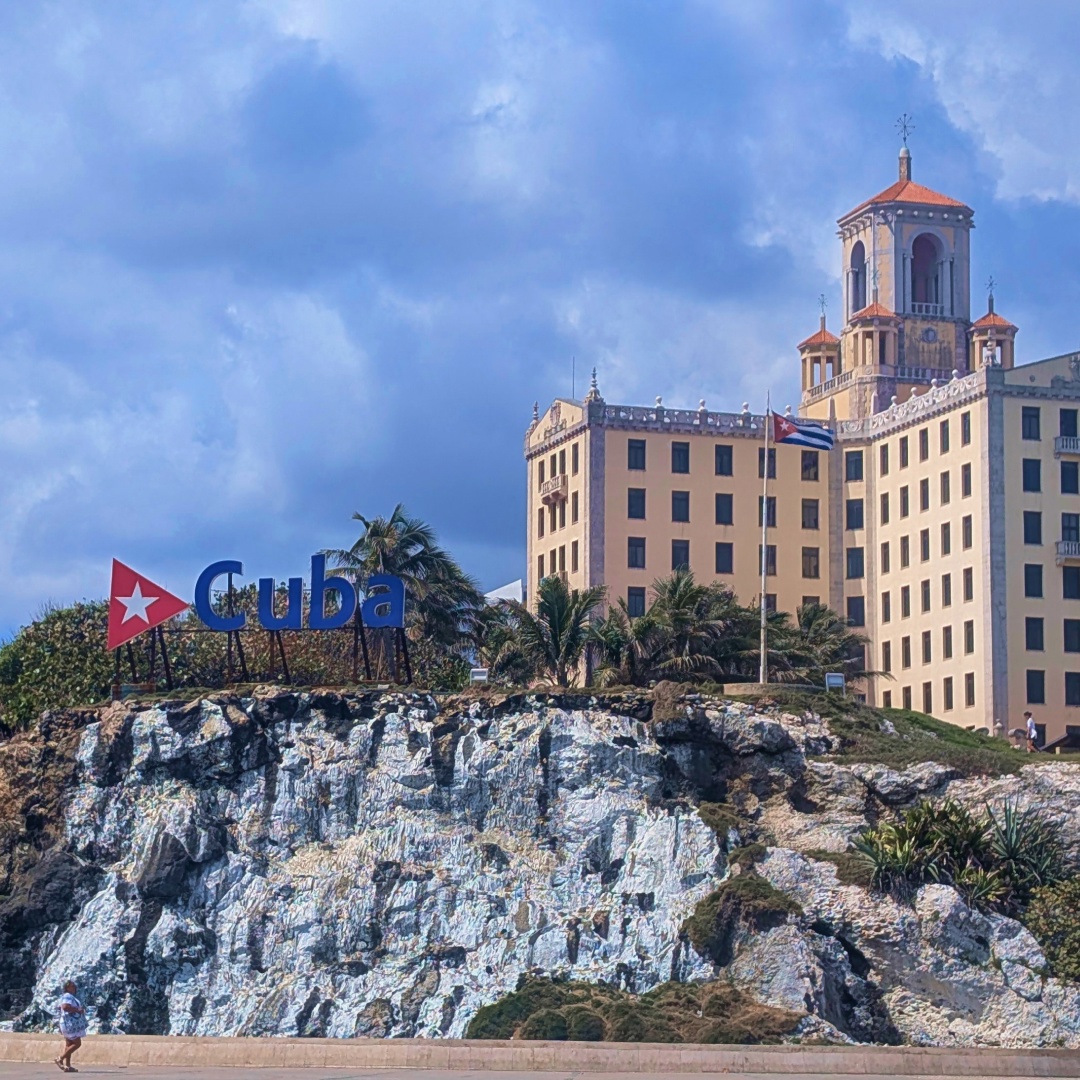 Сегодня вновь мы расскажем о Борисе Петухове, который работает на Братском алюминиевом заводе и известен своей любовью к путешествиям