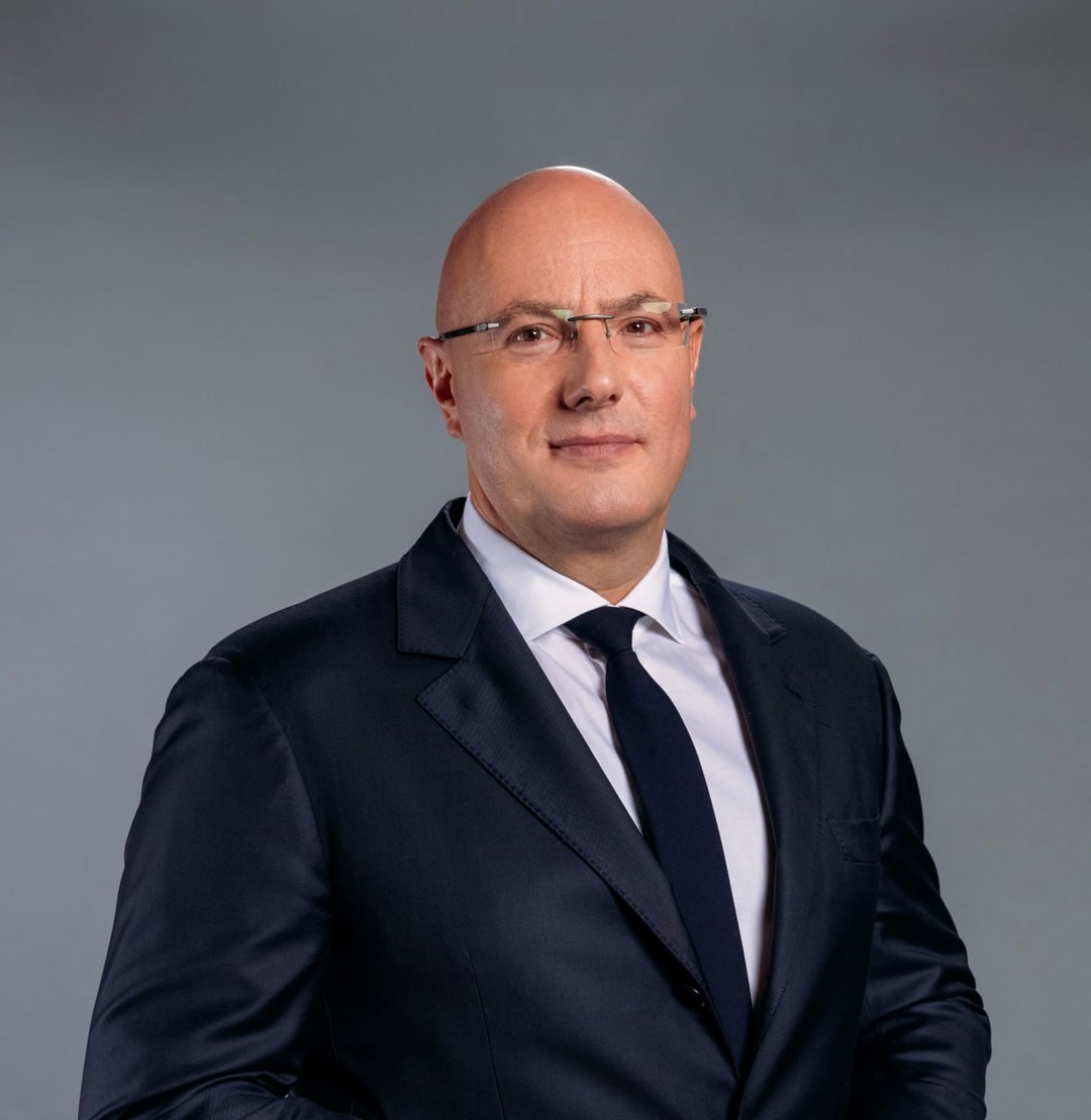 Дмитрий Чернышенко поздравил работников сферы связи, радиотехники и радиожурналистики с Днем радио