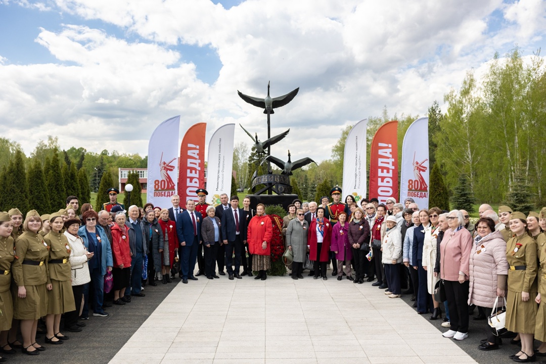 Для тех, кто подарил нам будущее Сегодня провели для ветеранов АПК торжественное мероприятие, приуроченное к наступающему юбилею Великой Победы.