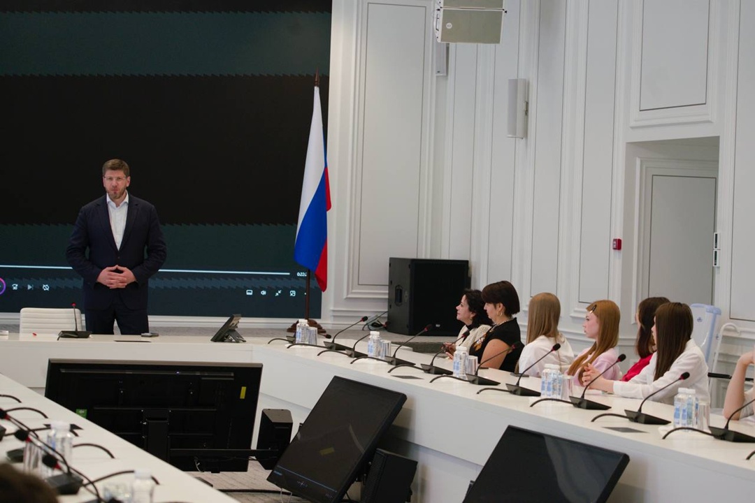 Художественный фильм «Строители мира», входит в линейку профориентационных фильмов проекта «Киноуроки в школах России и мира», и будет направлен в…