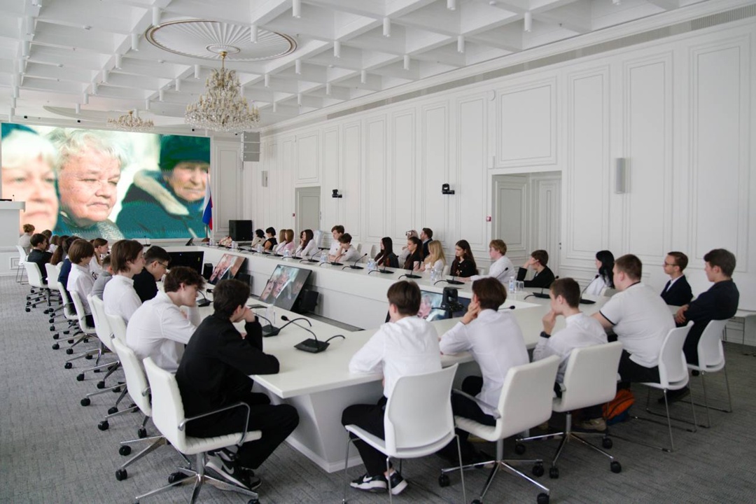 Художественный фильм «Строители мира», входит в линейку профориентационных фильмов проекта «Киноуроки в школах России и мира», и будет направлен в…