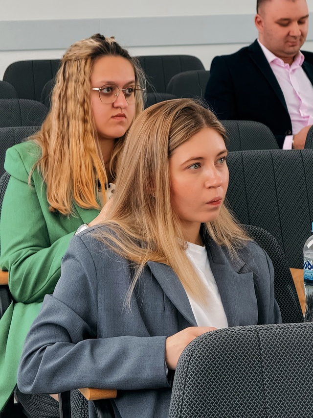 Второй этап научно-технической конференции на ММК по охране труда, промышленной безопасности и экологии прошёл на ура!