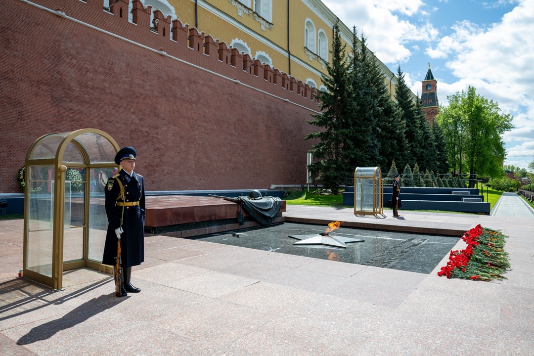 Представители «Транснефти» приняли участие в торжественной церемонии возложения цветов