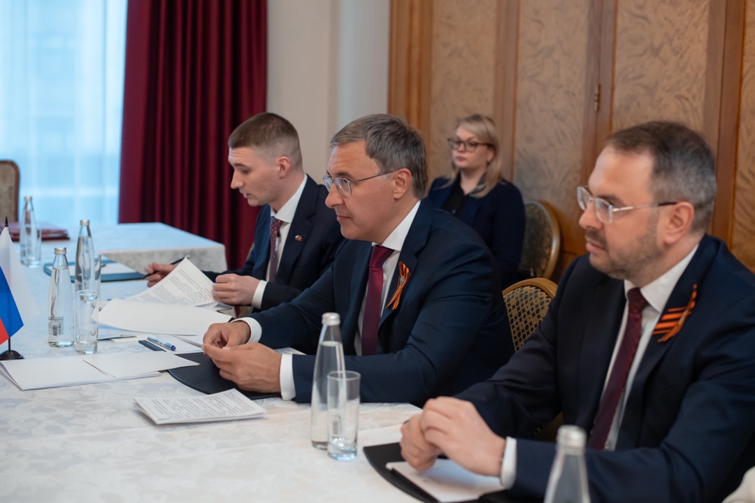 Россия и Вьетнам подписали соглашение о создании Пушкинского центра в Ханое