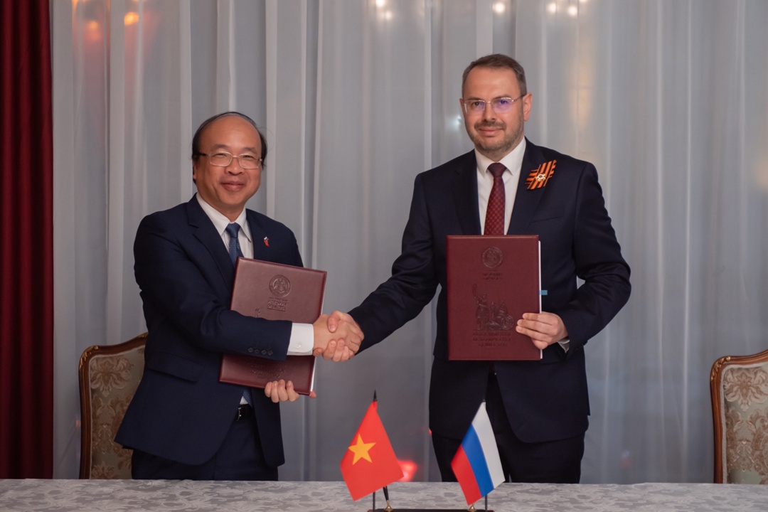 Россия и Вьетнам подписали соглашение о создании Пушкинского центра в Ханое